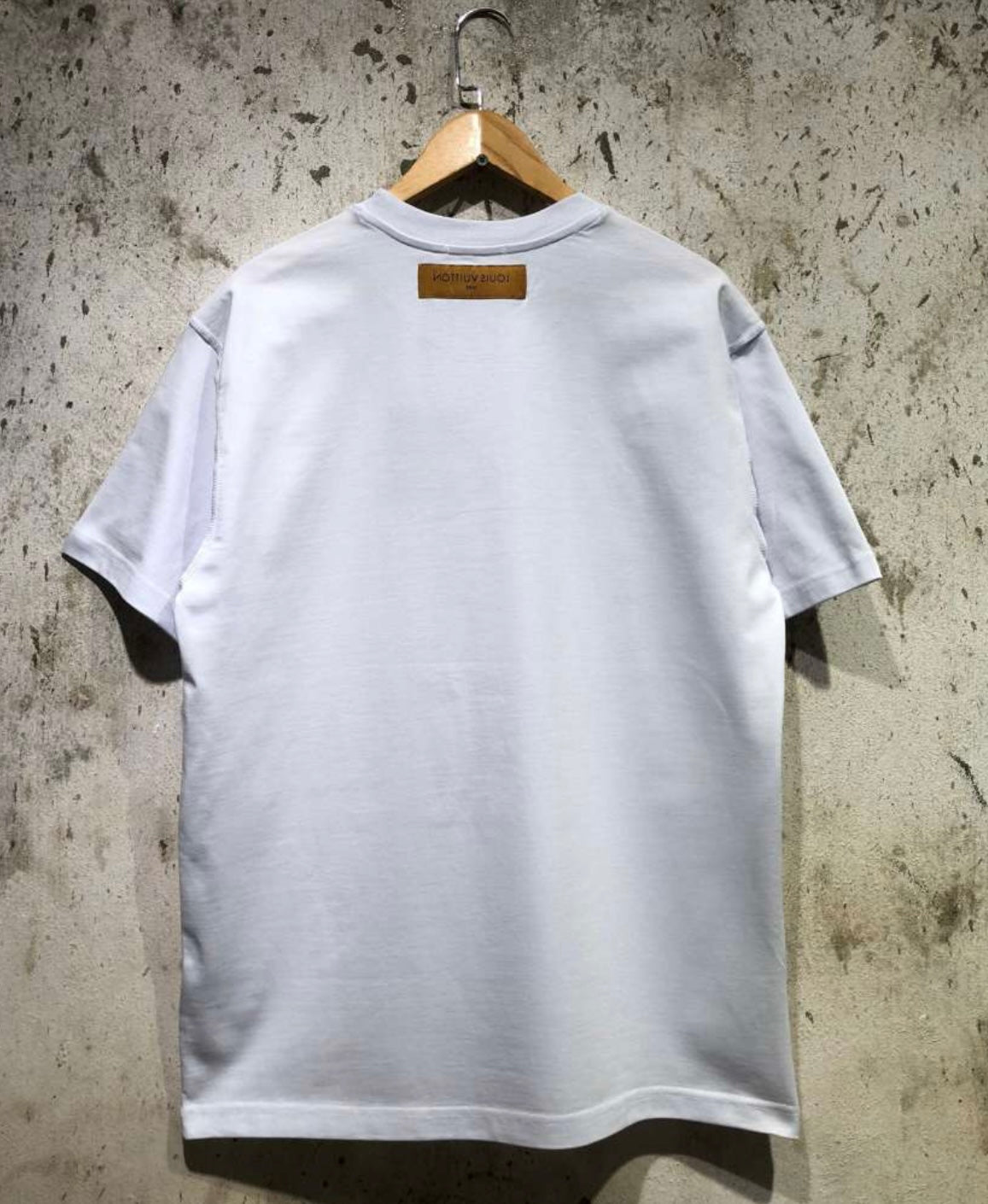 LV Men T-shirt