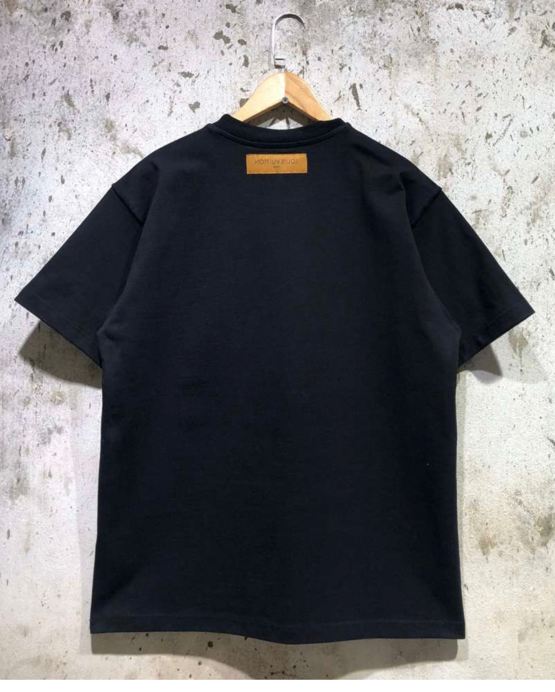 LV Men T-shirt